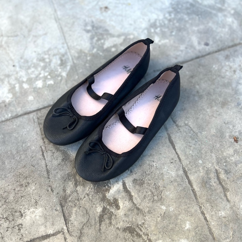 H&M Black Kids Ballet Flats Girls Sz 10.5